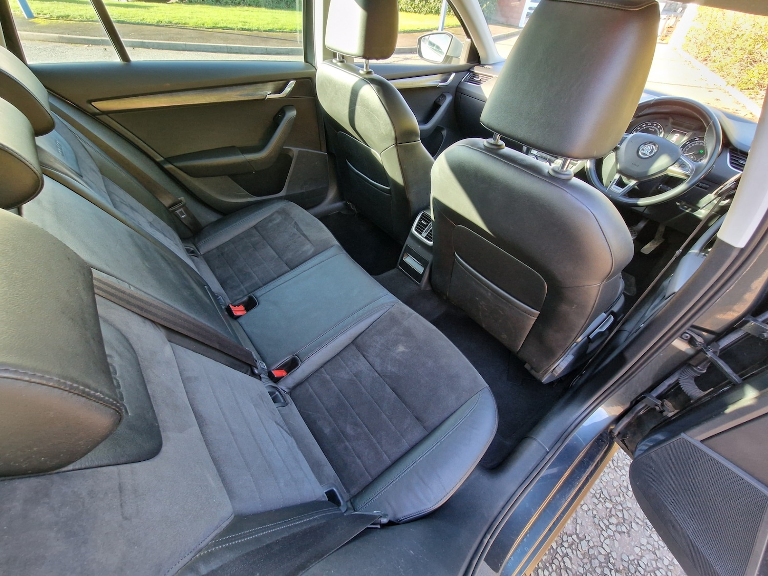 Used Skoda Octavia 2015 for sale - 76699649: Photo 41