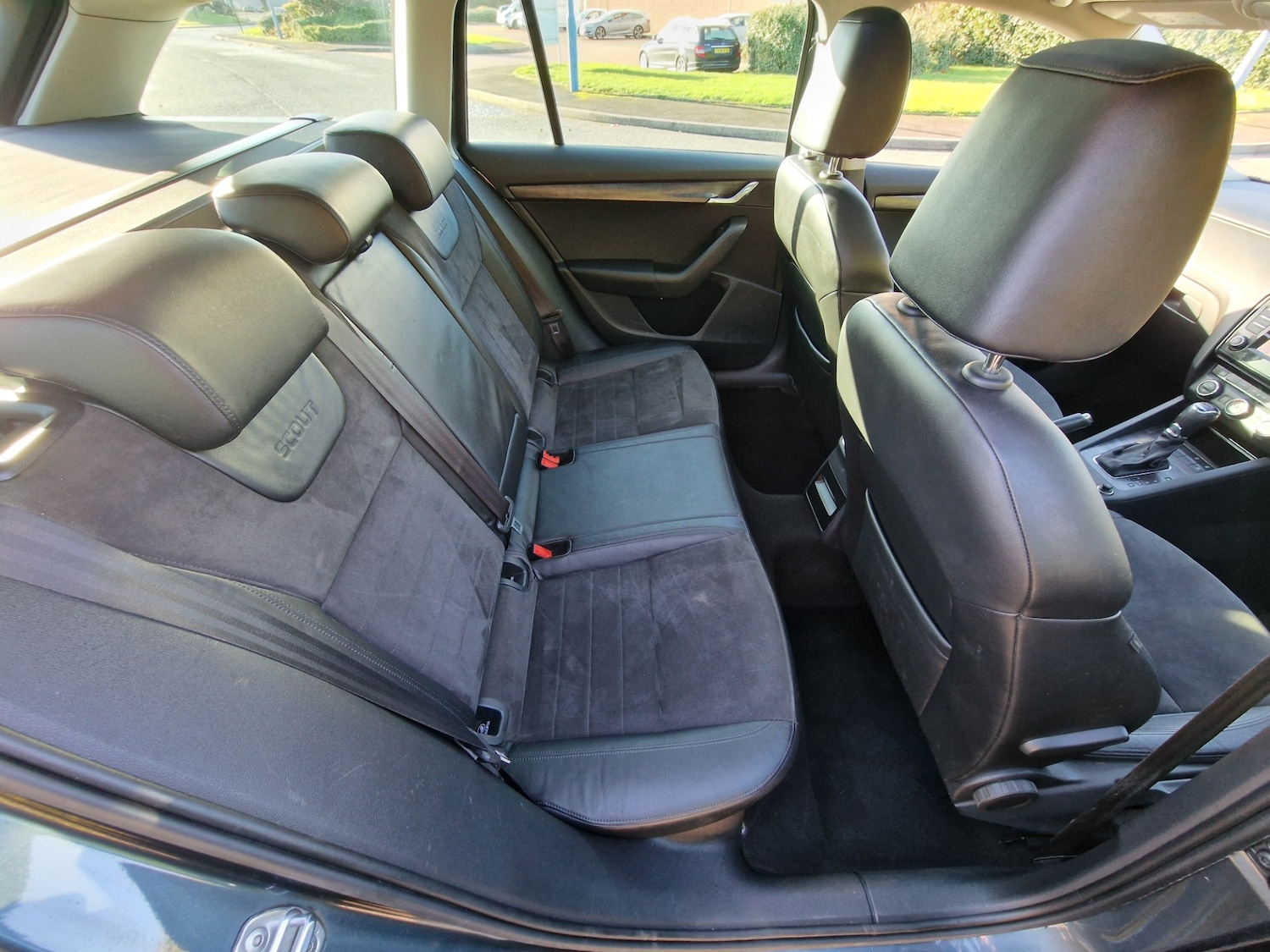 Used Skoda Octavia 2015 for sale - 76699649: Photo 42