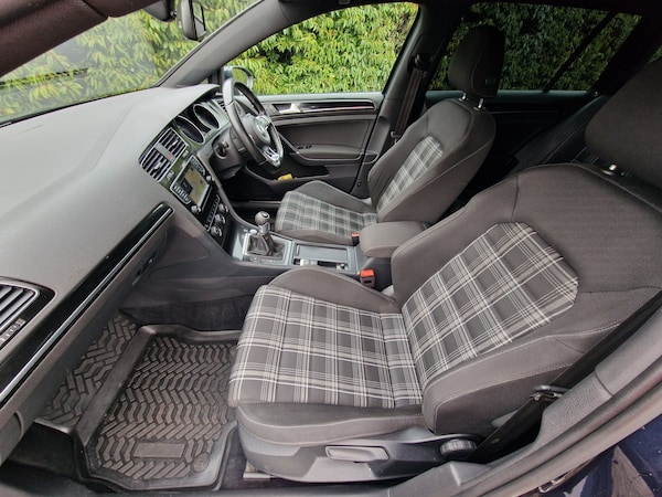Used Volkswagen Golf 2015 for sale - 75463667: Photo 29