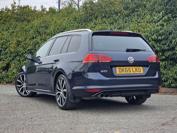 Used Volkswagen Golf 2015 for sale - 75463667: Photo 2