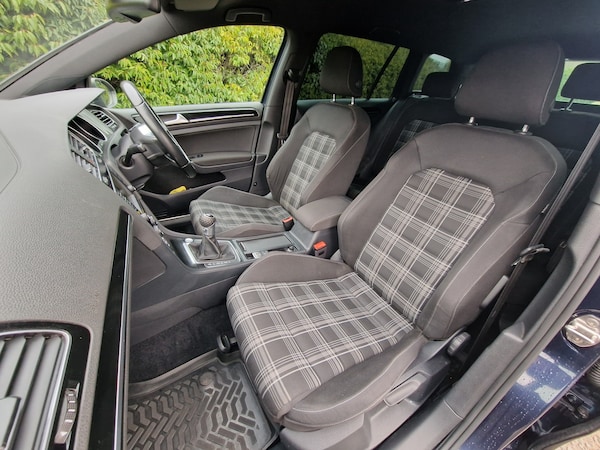 Used Volkswagen Golf 2015 for sale - 75463667: Photo 3