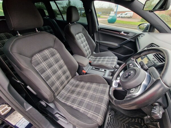 Used Volkswagen Golf 2015 for sale - 75463667: Photo 48