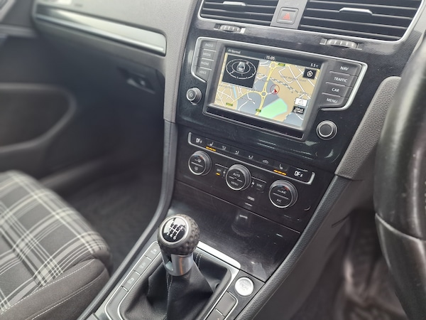 Used Volkswagen Golf 2015 for sale - 75463667: Photo 49