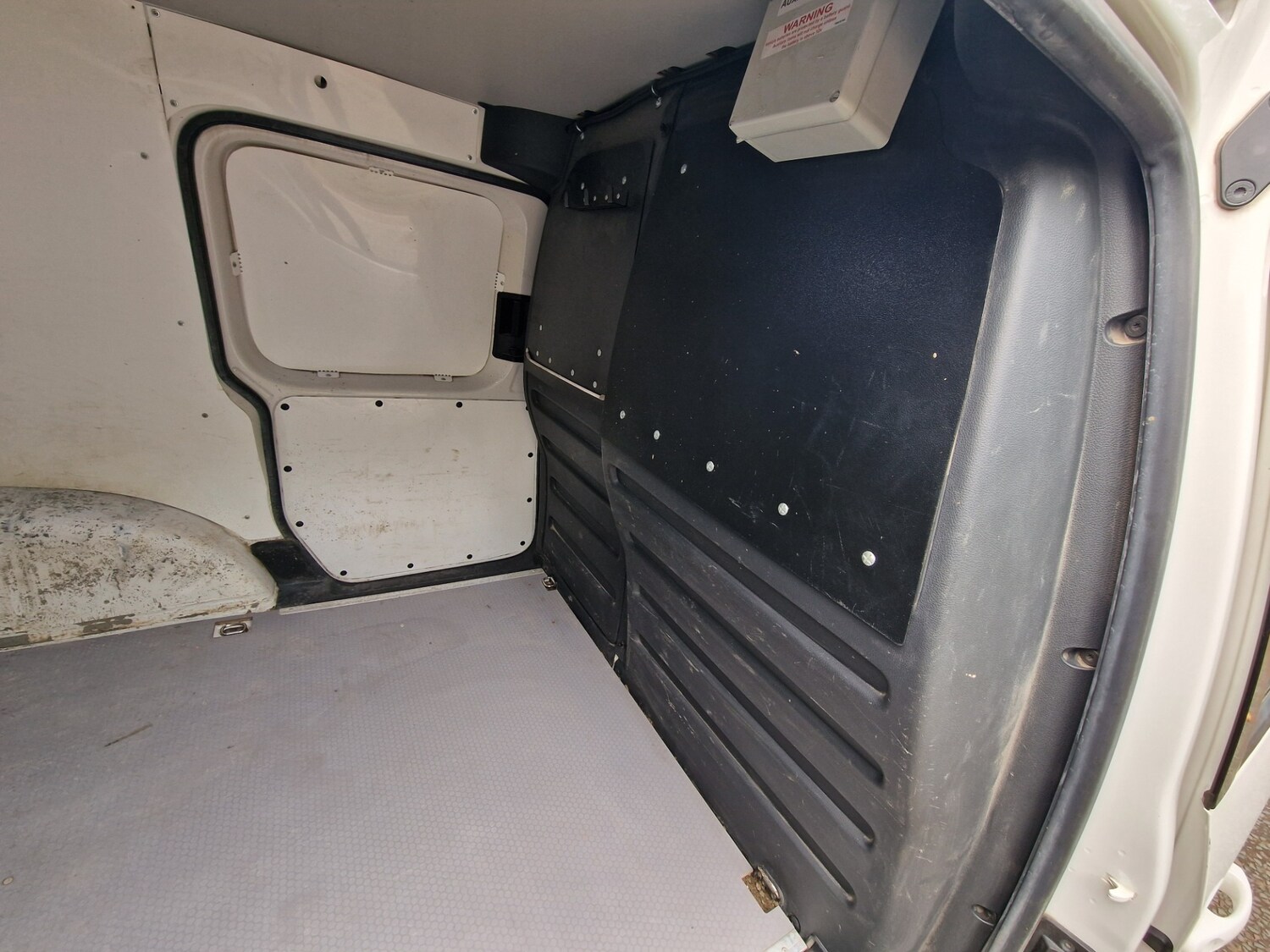 Used Volkswagen Caddy 2018 for sale - 76357904: Photo 39