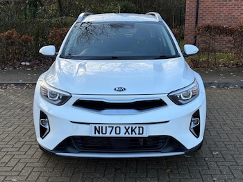 Used Kia Stonic 2021 for sale - 76783171: Photo