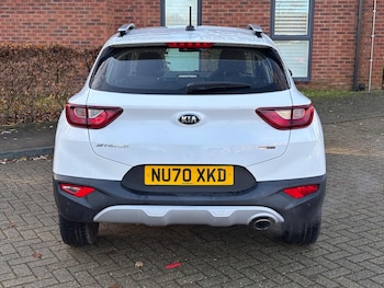 Used Kia Stonic 2021 for sale - 76783171: Photo