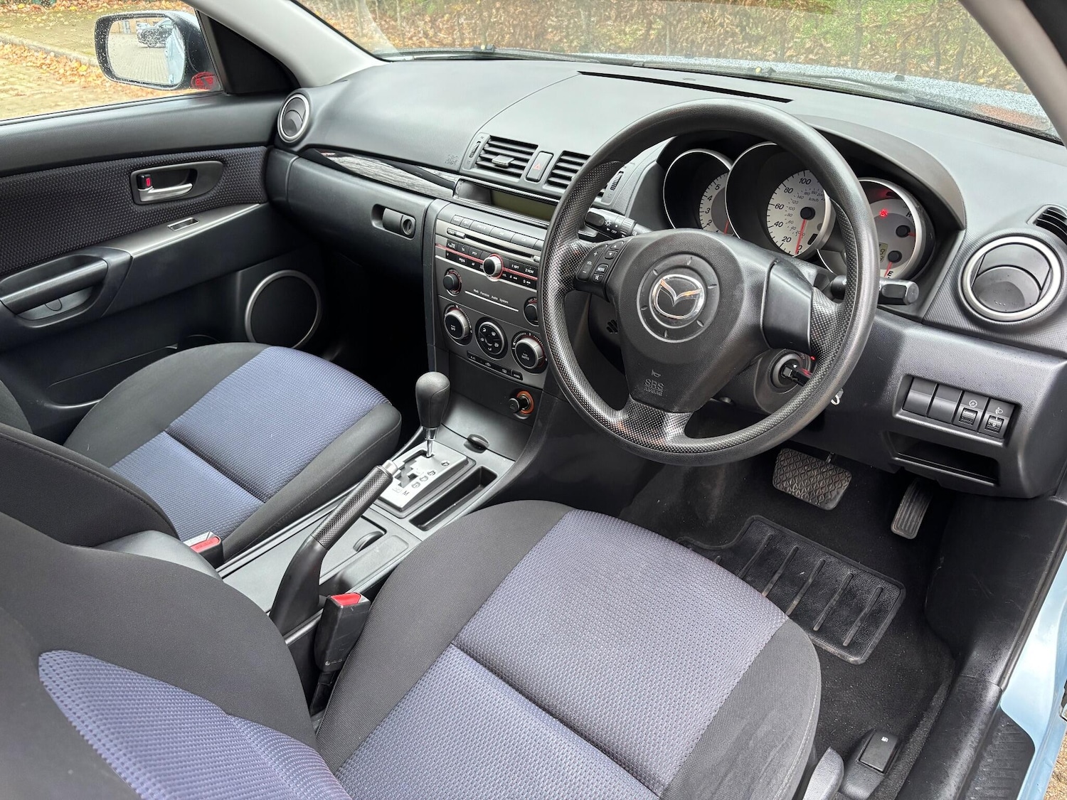 Used Mazda Mazda3 2006 for sale - 76549853: Photo 16