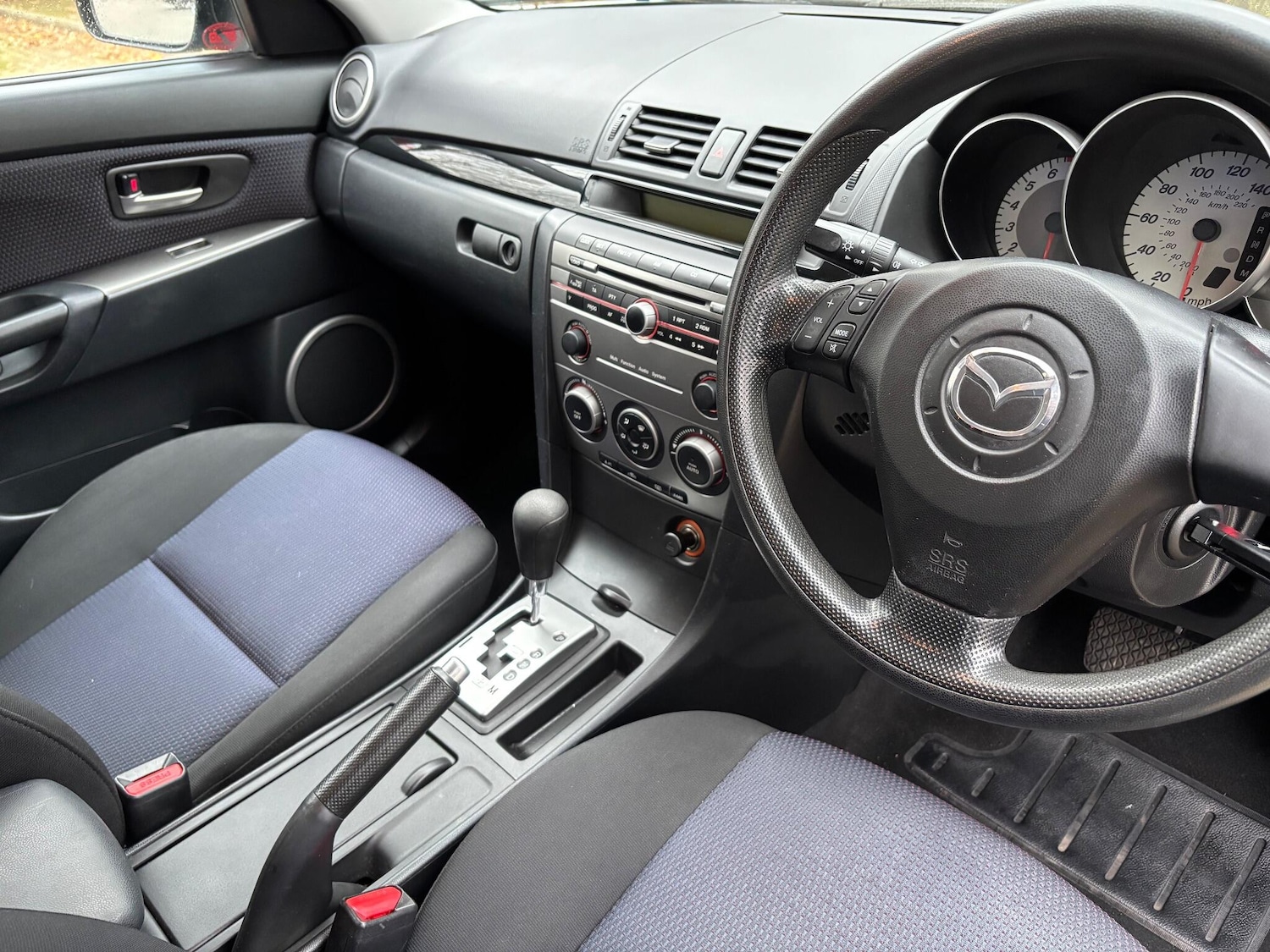 Used Mazda Mazda3 2006 for sale - 76549853: Photo 17