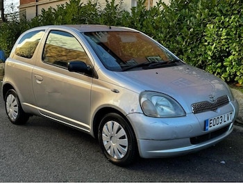 Used Toyota Yaris 2003 for sale - 77018479: Photo
