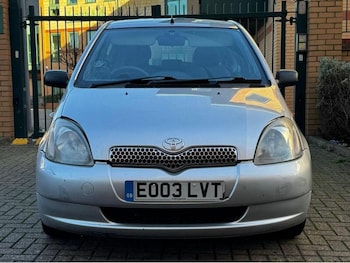 Used Toyota Yaris 2003 for sale - 77018479: Photo