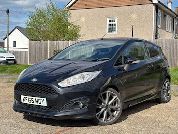 Used Ford Fiesta 2016 for sale - 78320715: Photo