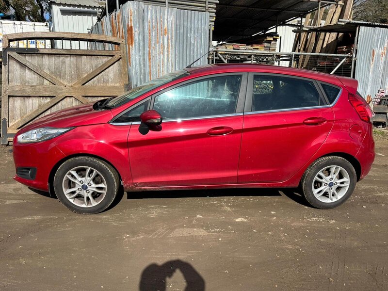 Used Ford Fiesta 2015 for sale - 78036891: Photo 3