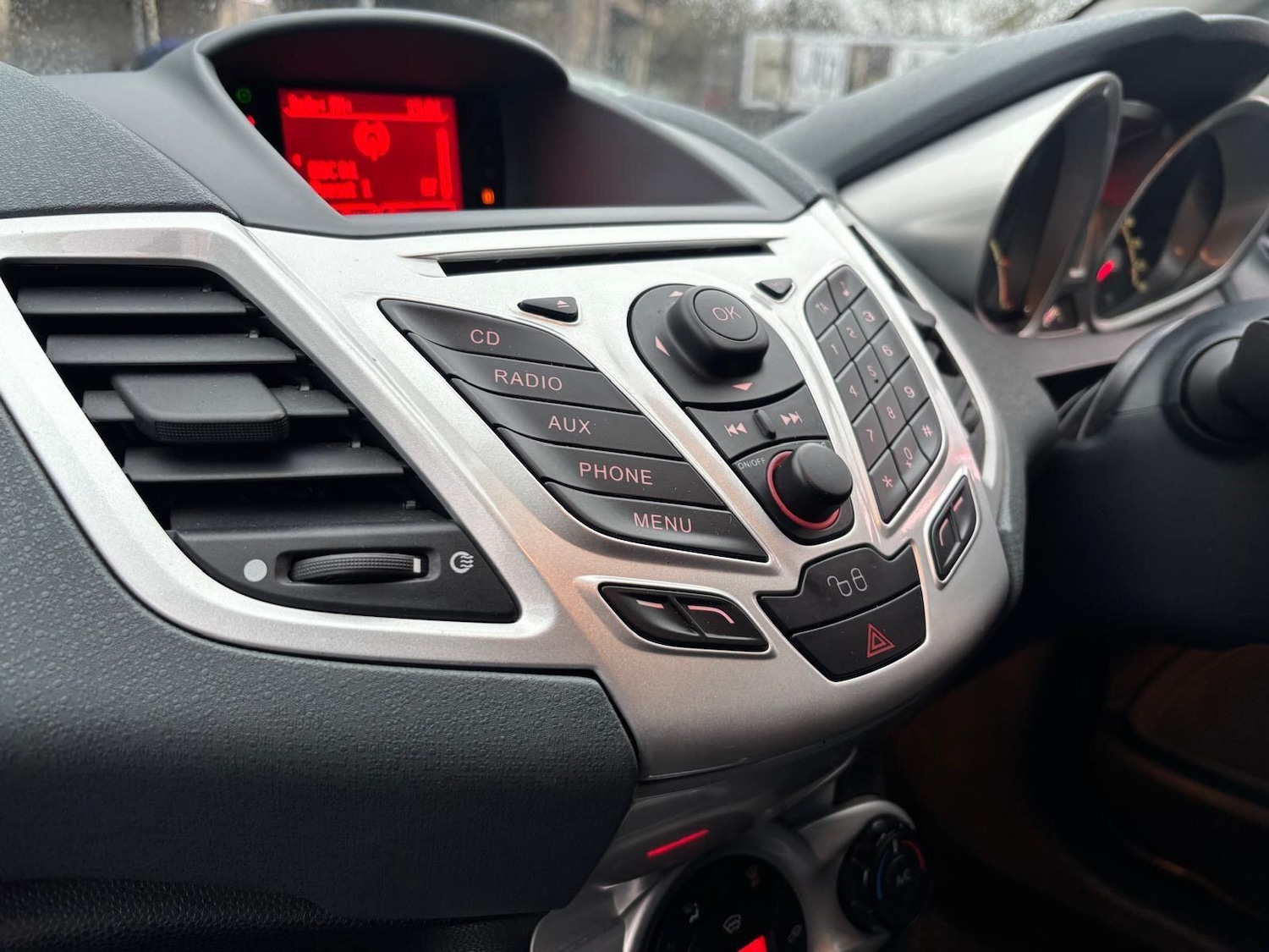 Used Ford Fiesta 2009 for sale - 76928194: Photo 25