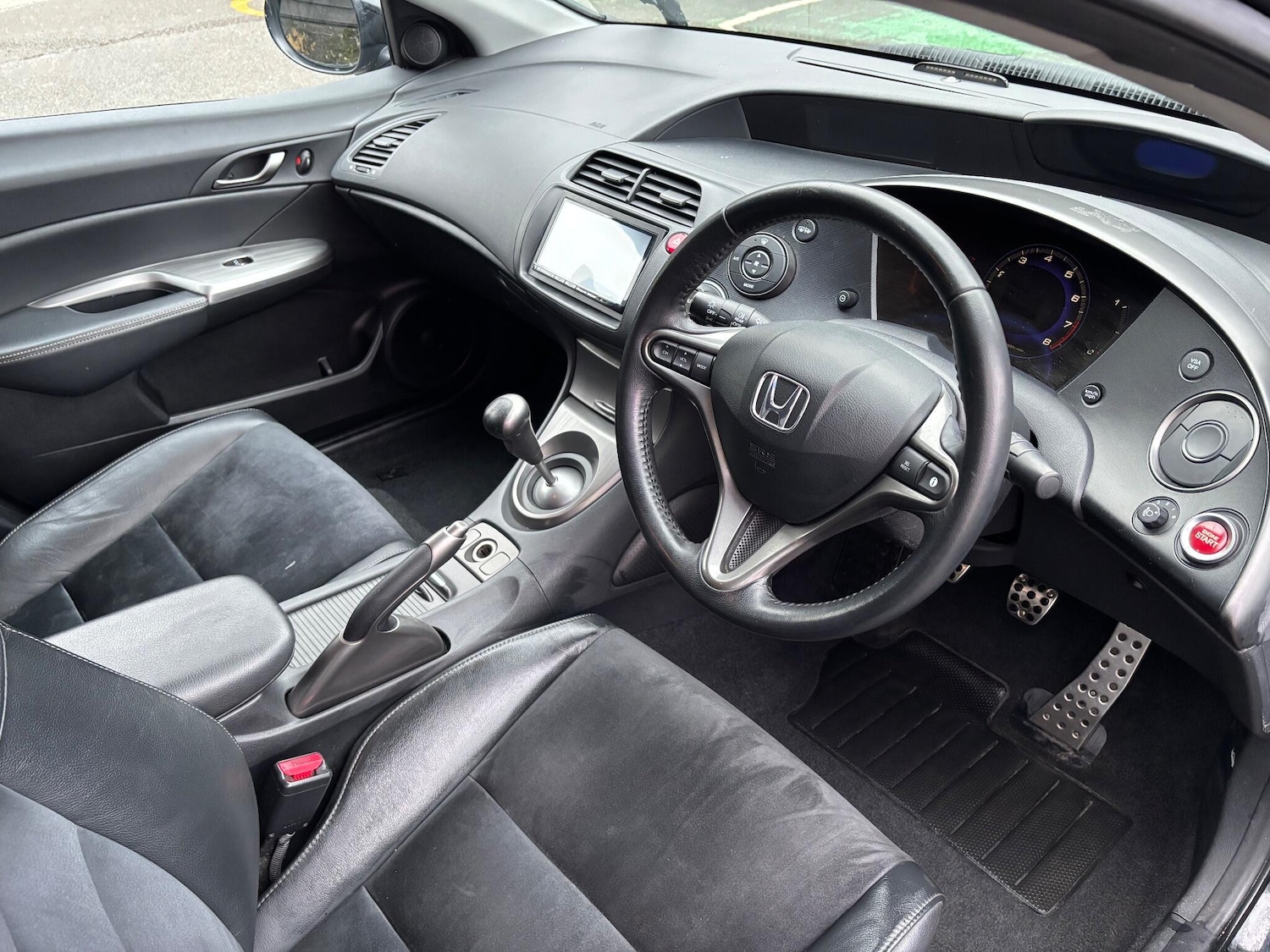 Used Honda Civic 2011 for sale - 77211302: Photo 14