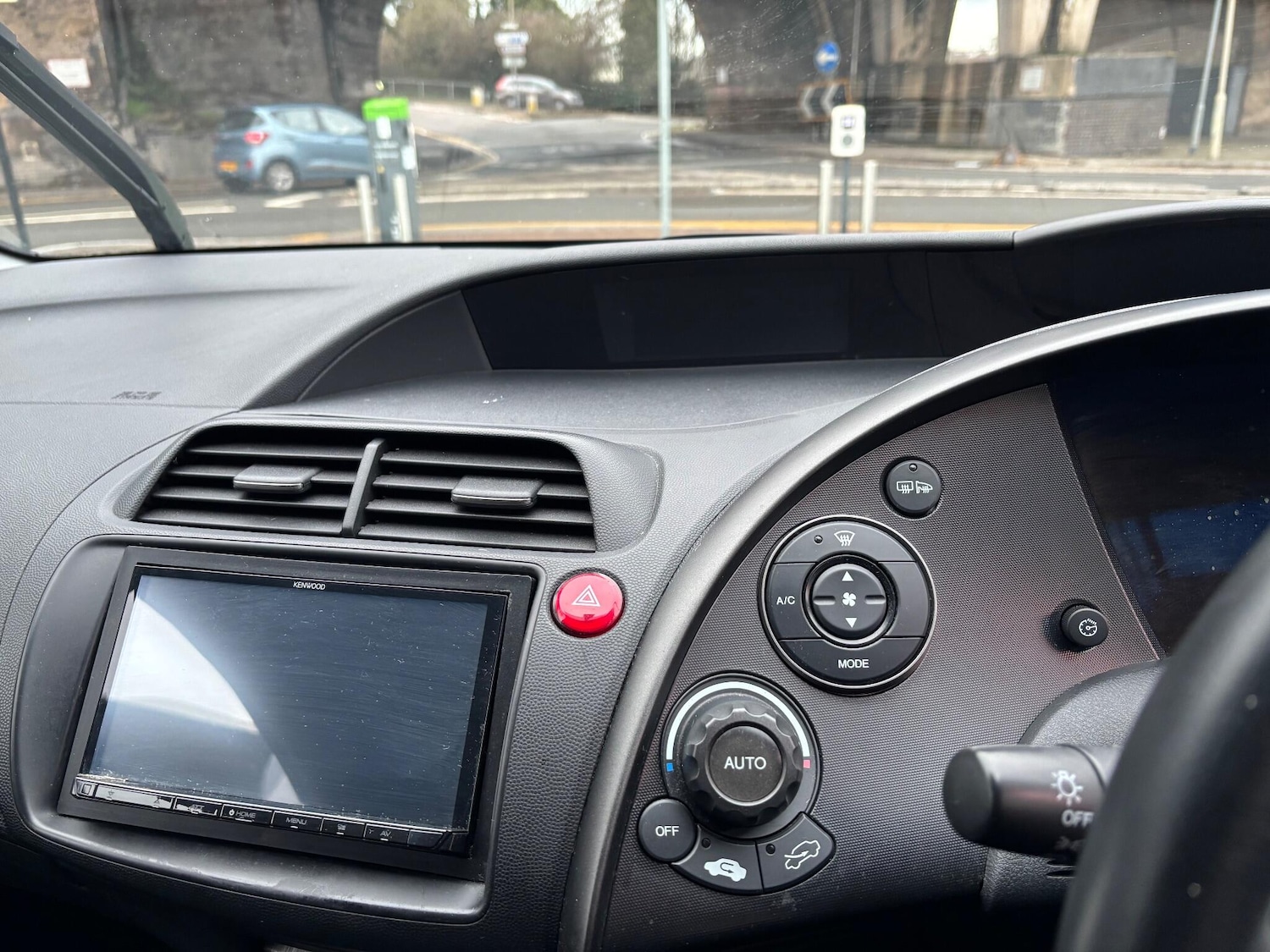 Used Honda Civic 2011 for sale - 77211302: Photo 15