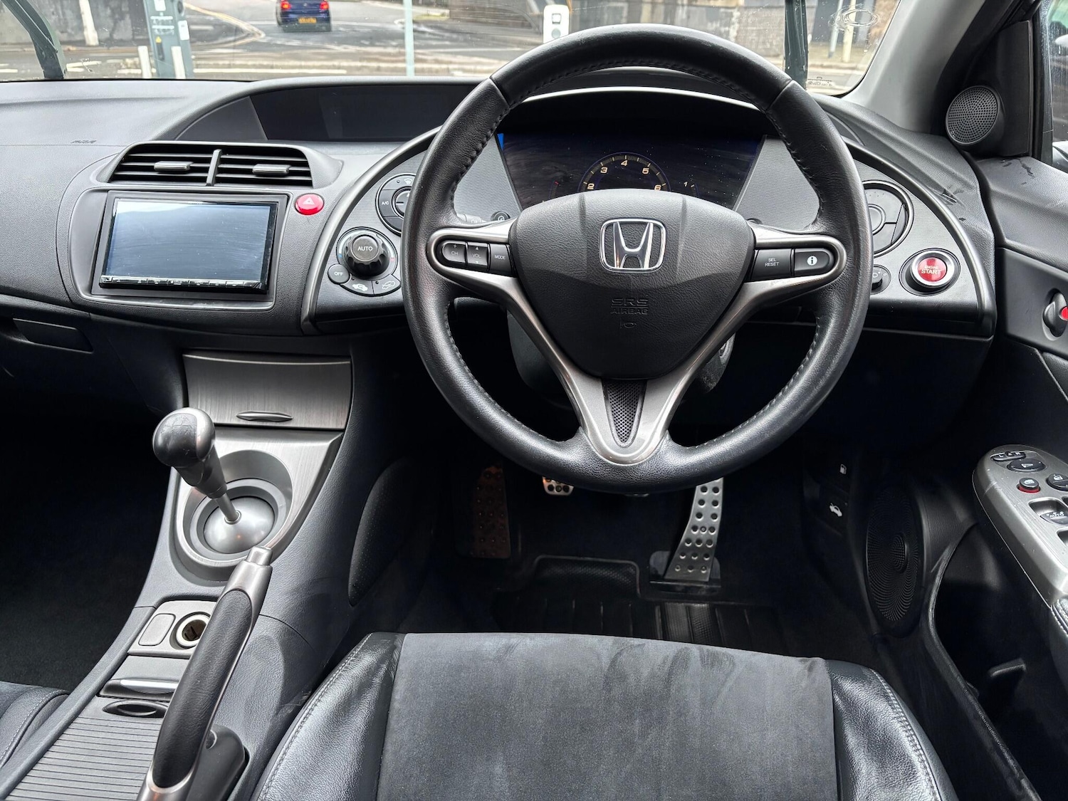 Used Honda Civic 2011 for sale - 77211302: Photo 17