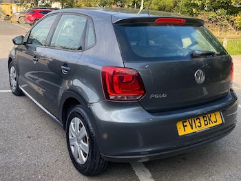 Used Volkswagen Polo 2013 for sale - 76499804: Photo