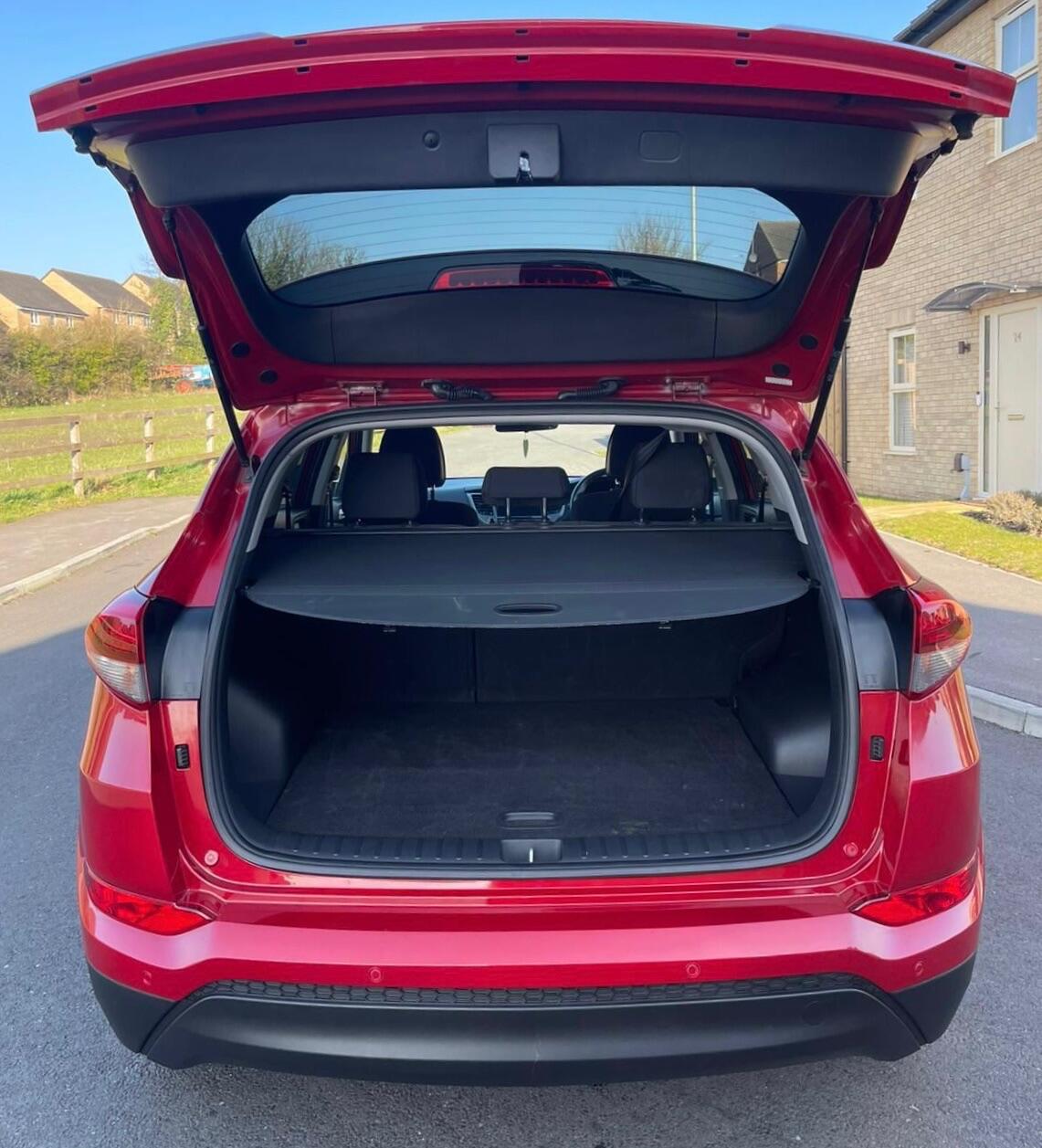 Used Hyundai TUCSON 2018 for sale - 76943013: Photo 6