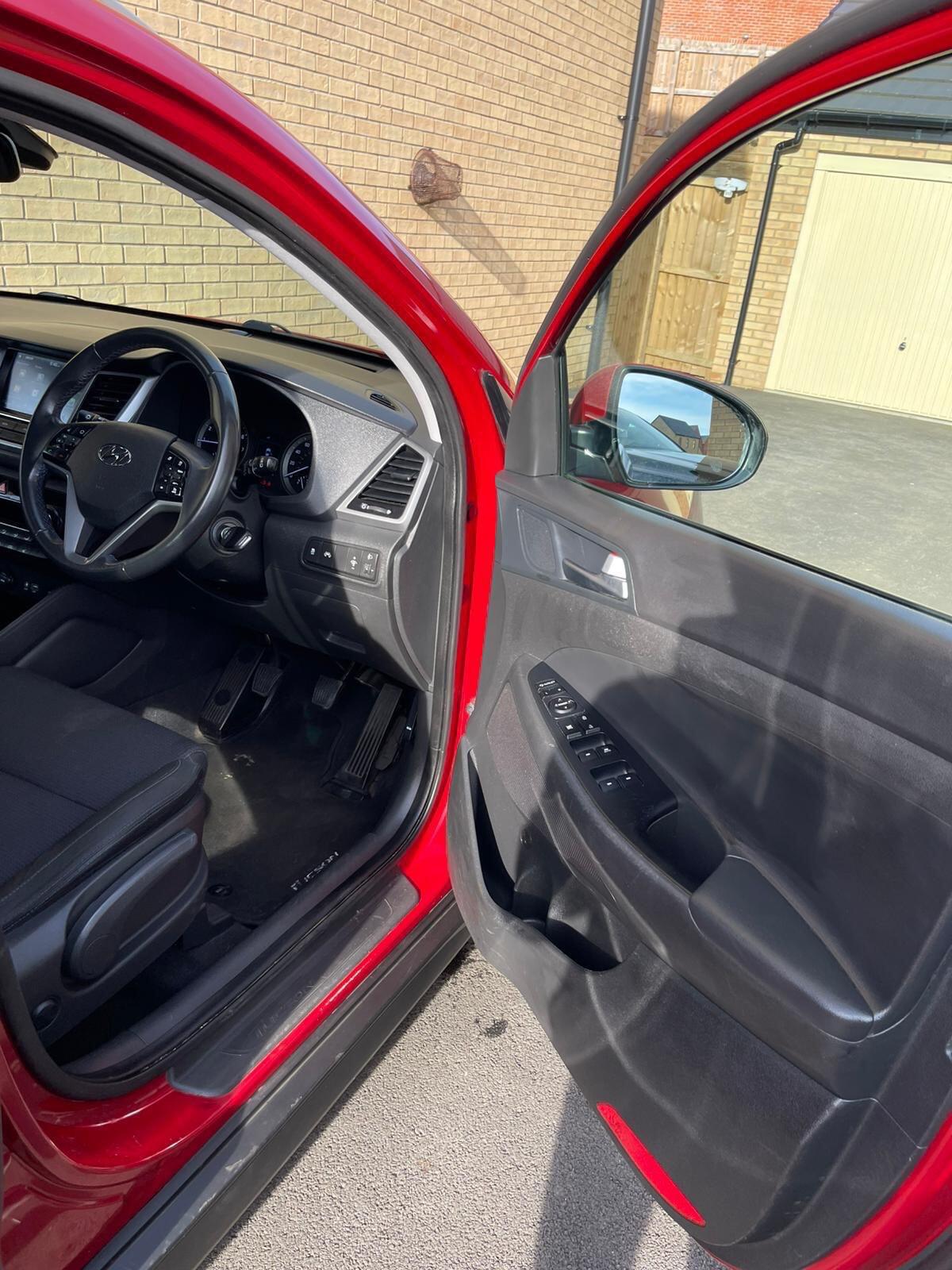 Used Hyundai TUCSON 2018 for sale - 76943013: Photo 9