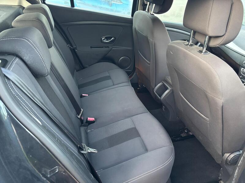 Used Renault Megane 2011 for sale - 76937668: Photo 12