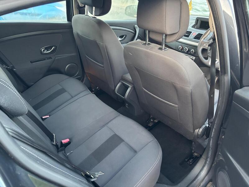 Used Renault Megane 2011 for sale - 76937668: Photo 13