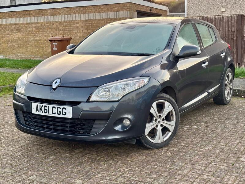 Used Renault Megane 2011 for sale - 76937668: Photo 3