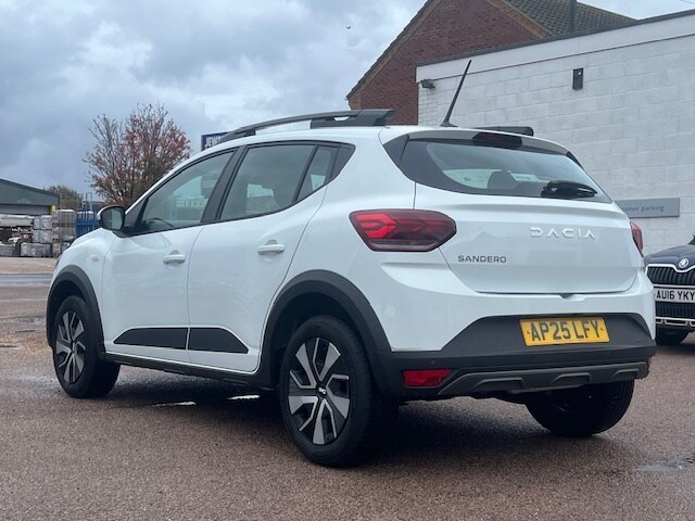 Used Dacia Sandero Stepway 2025 for sale - 76321844: Photo 10