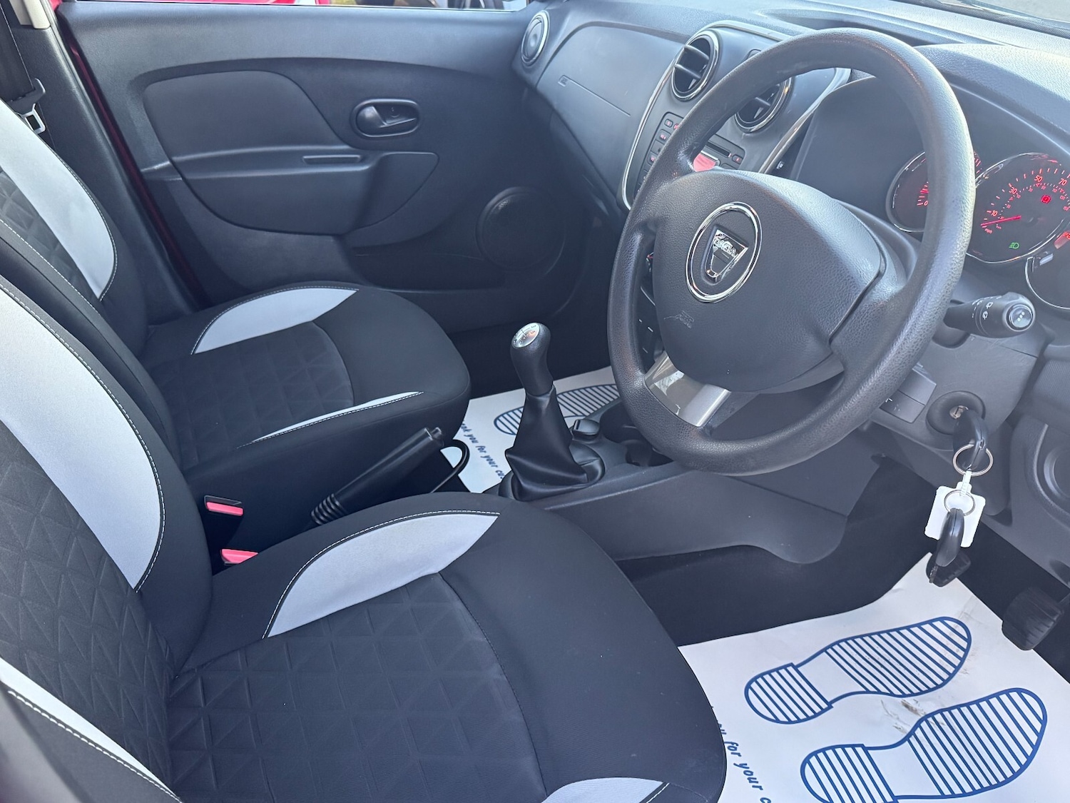 Used Dacia Sandero Stepway 2013 for sale - 76568083: Photo 10