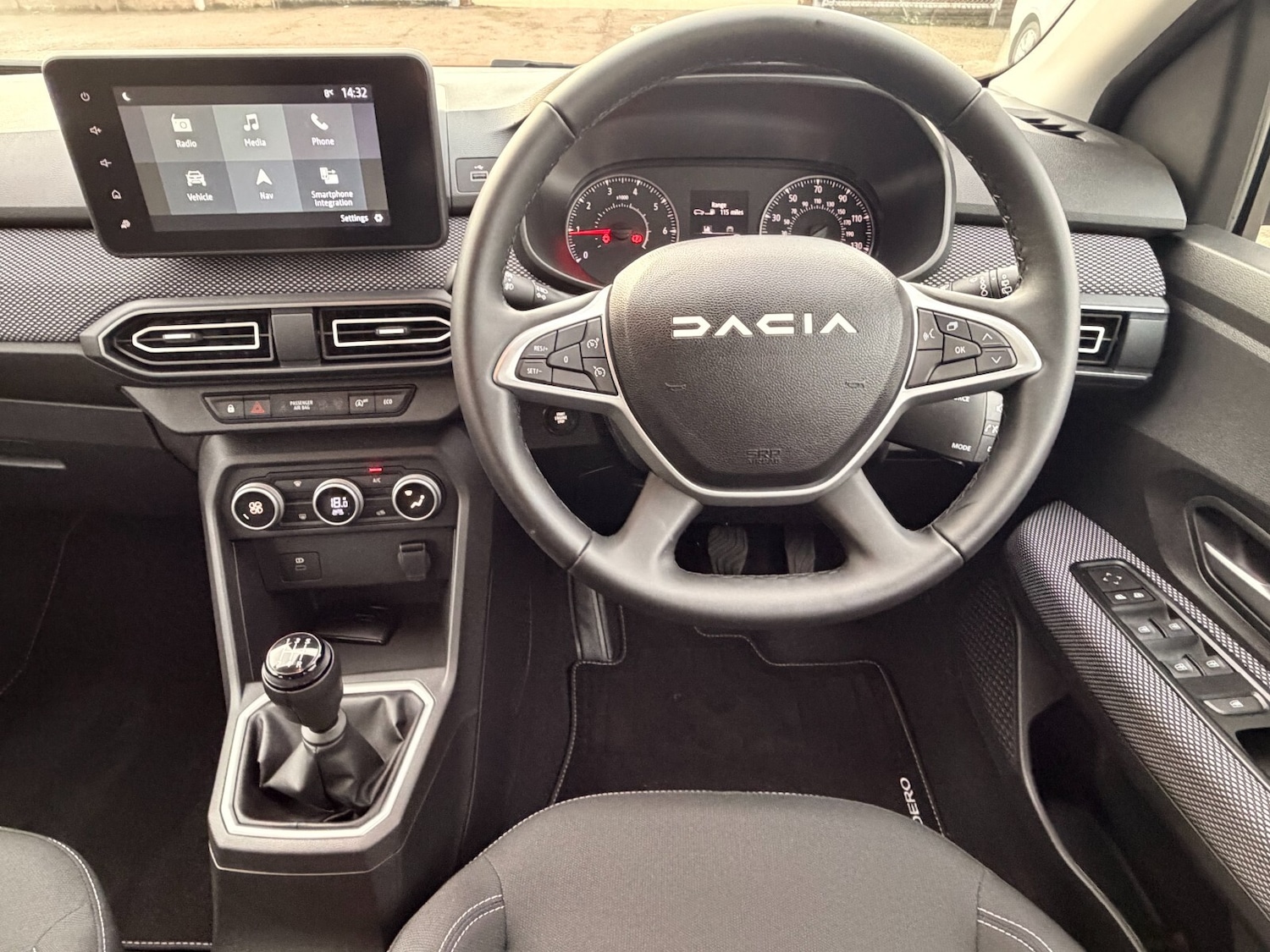 Used Dacia Sandero 2025 for sale - 76977928: Photo 7