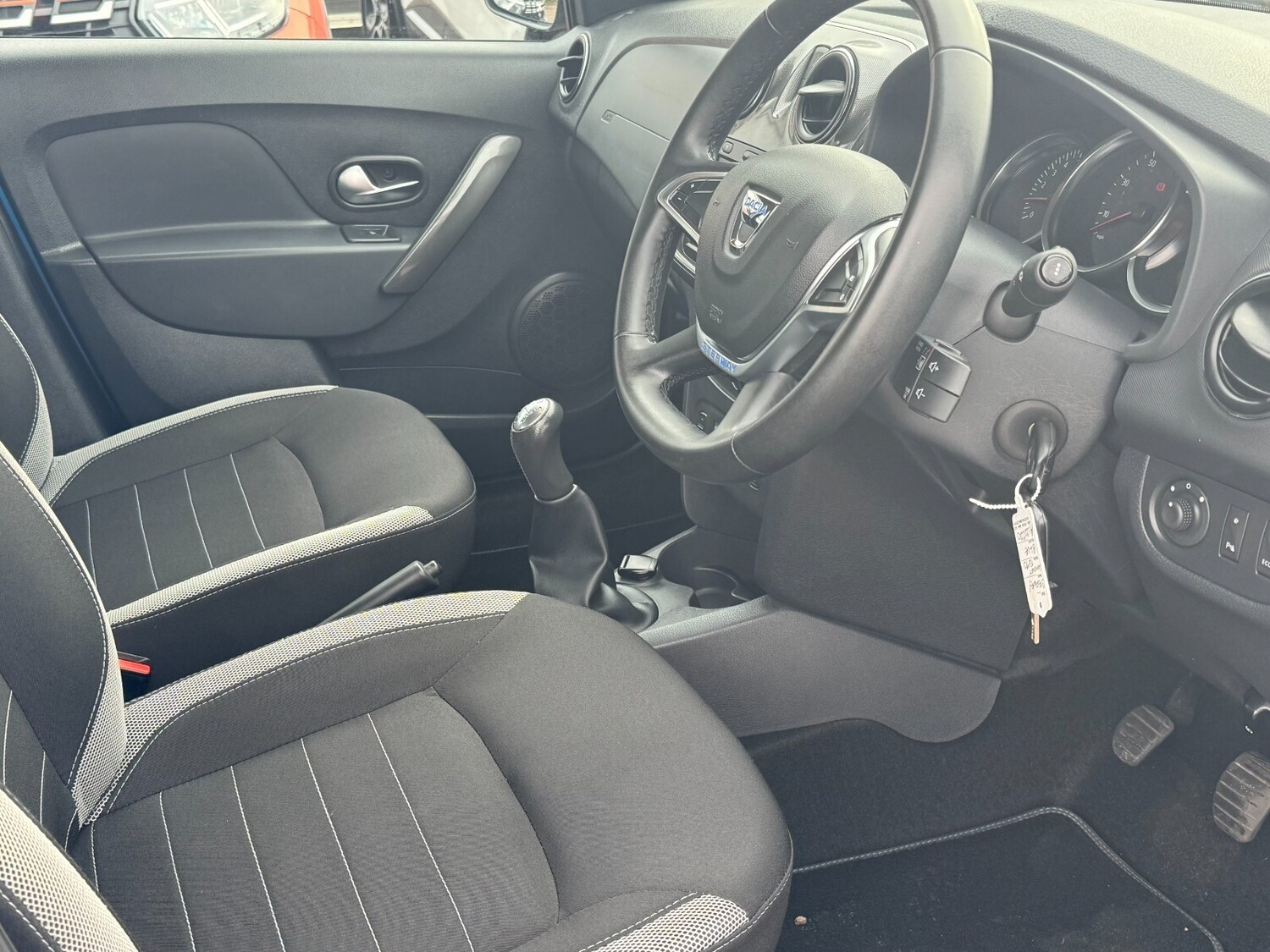 Used Dacia Sandero Stepway 2020 for sale - 76868554: Photo 12