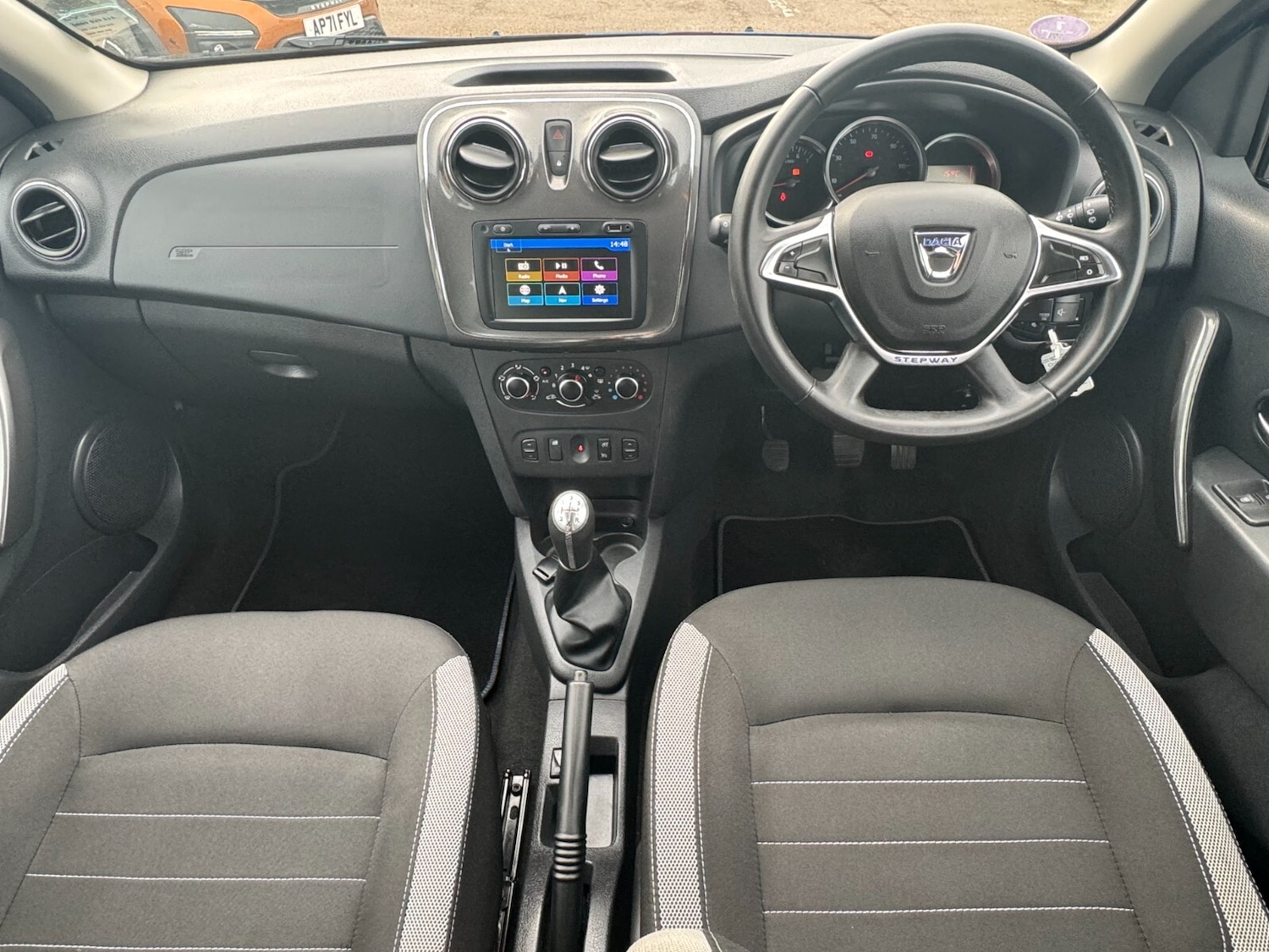Used Dacia Sandero Stepway 2020 for sale - 76868554: Photo 4