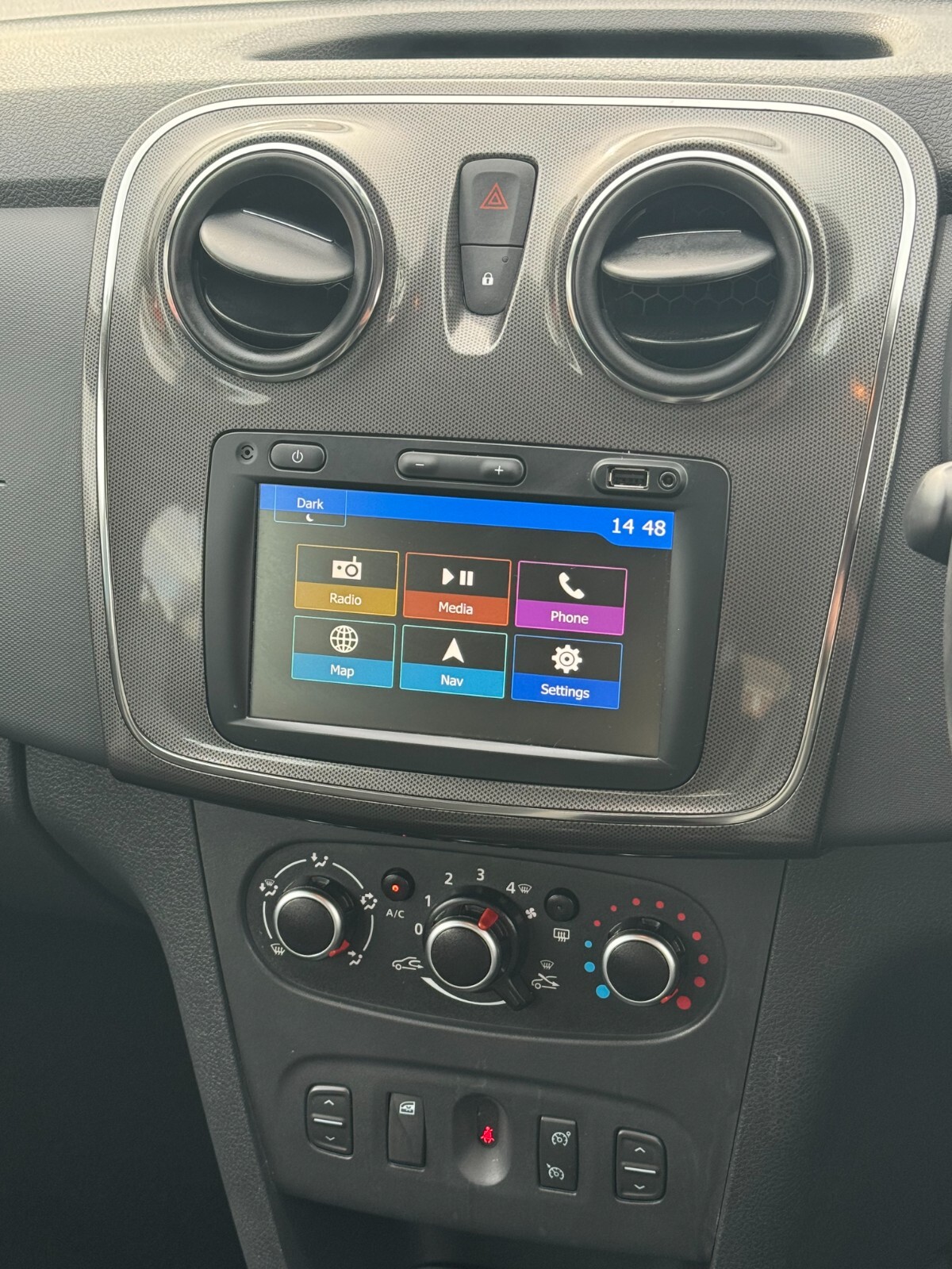 Used Dacia Sandero Stepway 2020 for sale - 76868554: Photo 7