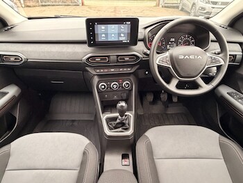 Used Dacia Sandero Stepway 2026 for sale - 77293448: Photo