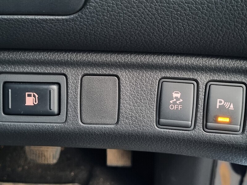 Used Nissan Navara 2016 for sale - 76792967: Photo 33