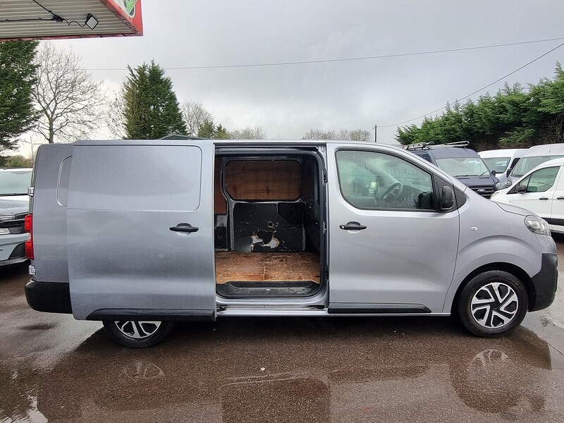 Used Vauxhall Vivaro 2020 for sale - 77288717: Photo 11