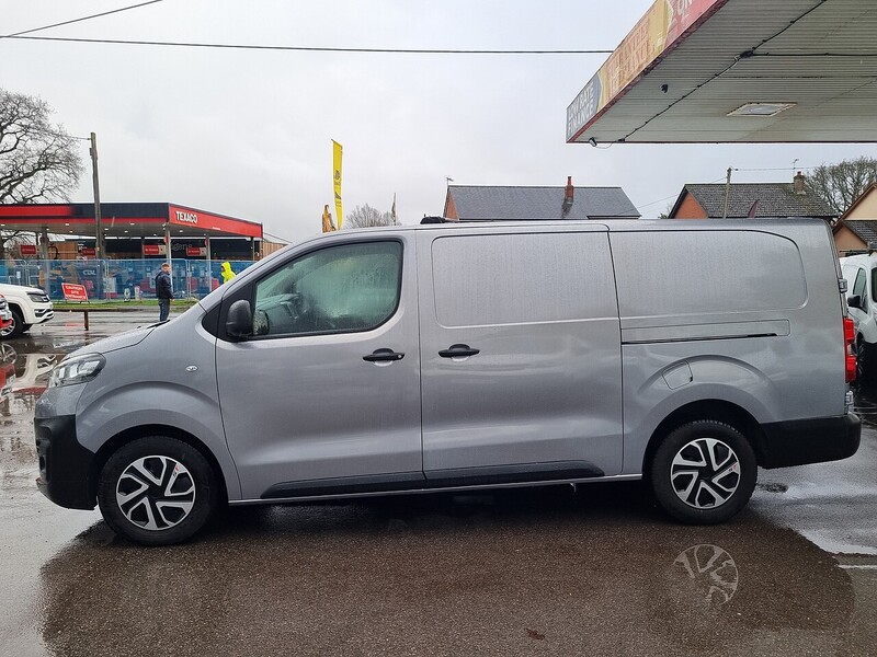 Used Vauxhall Vivaro 2020 for sale - 77288717: Photo 4