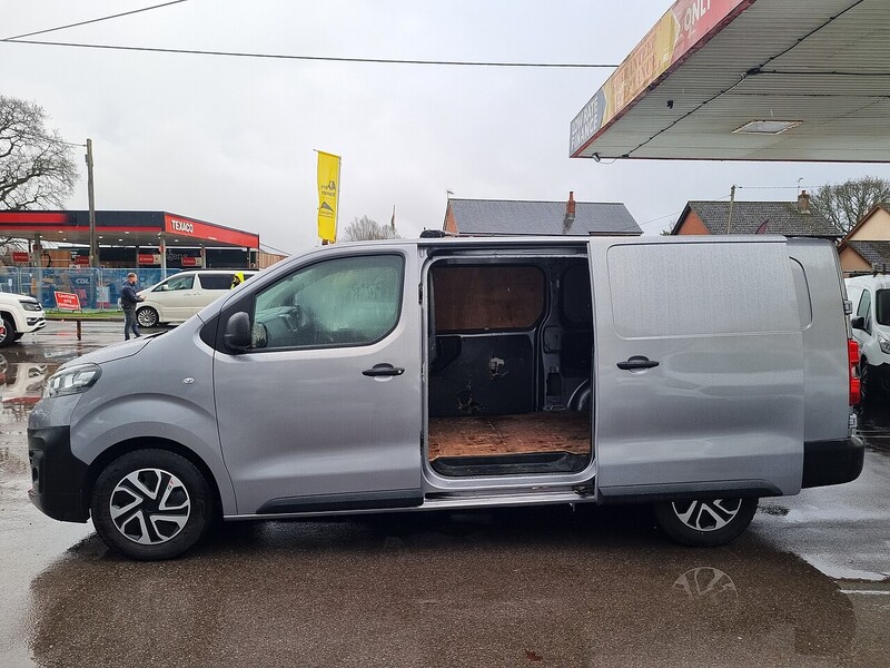 Used Vauxhall Vivaro 2020 for sale - 77288717: Photo 5