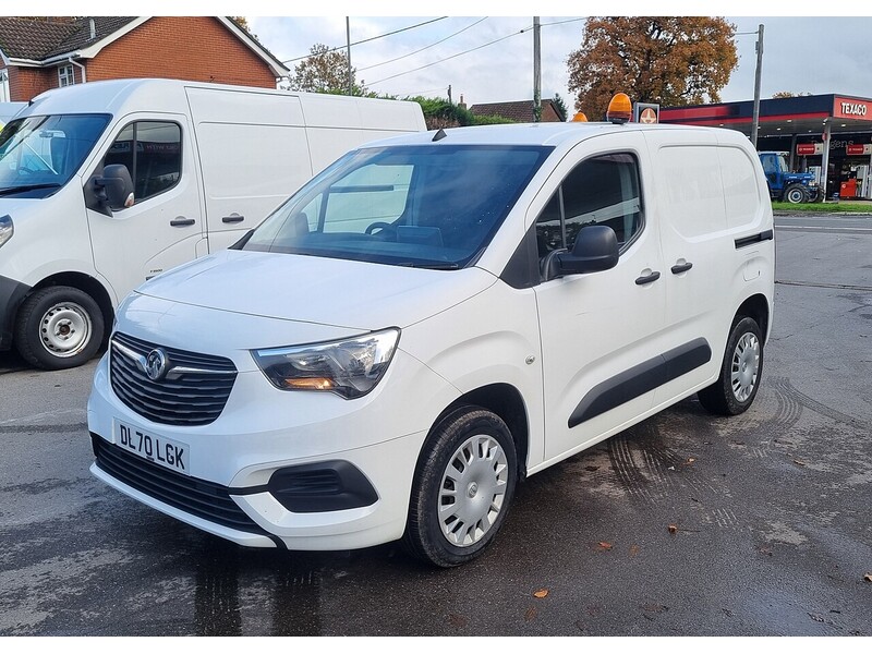 Used Vauxhall Combo 2020 for sale - 76496940: Photo 2