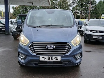 Used Ford Tourneo Custom 2018 for sale - 78111398: Photo