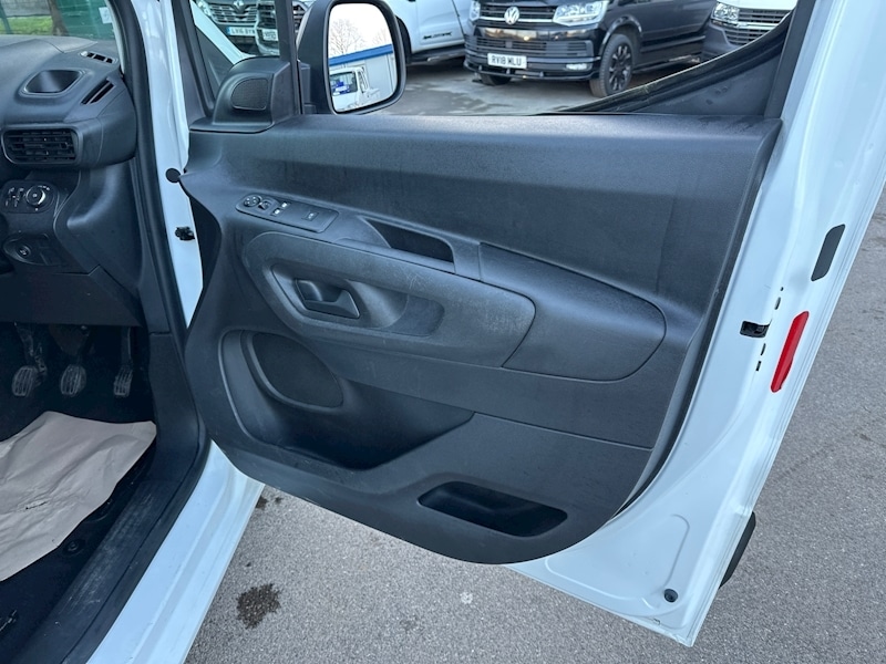 Used Vauxhall Combo 2019 for sale - 77896741: Photo 29