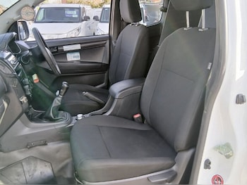 Used Isuzu D-Max 2017 for sale - 78659035: Photo