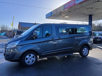 Used Ford Tourneo Custom 2017 for sale - 77240706: Photo