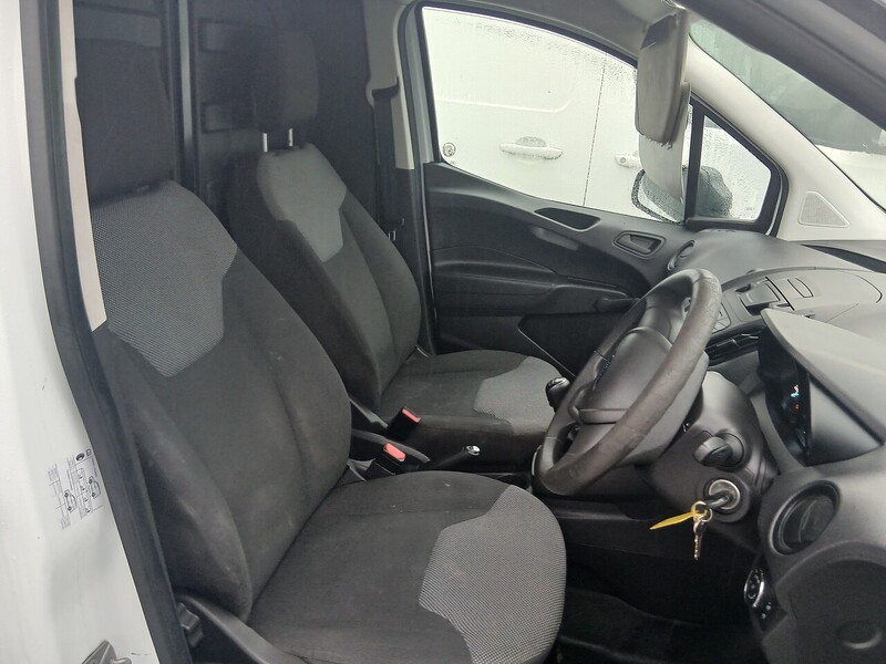 Used Ford Transit Courier 2019 for sale - 76853879: Photo 20