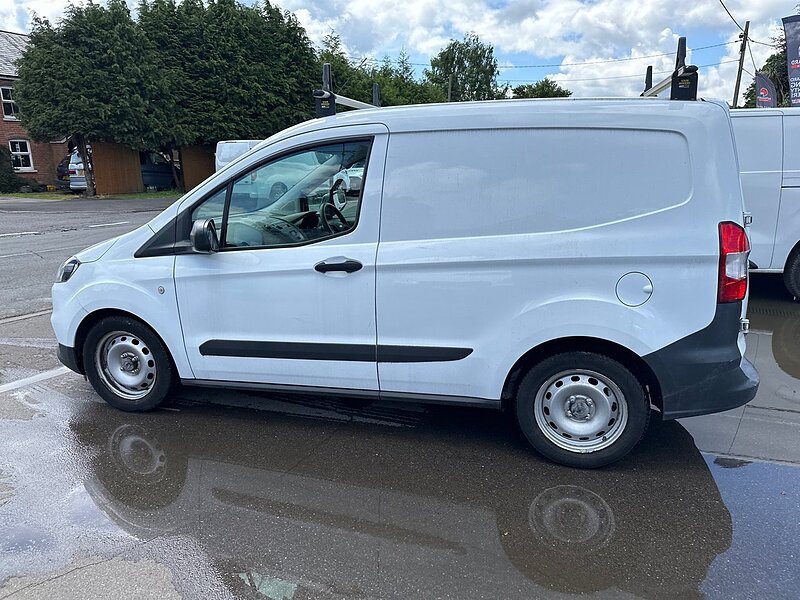 Used Ford Transit Courier 2019 for sale - 76853879: Photo 5
