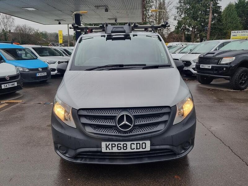 Used Mercedes-Benz Vito 2018 for sale - 76973963: Photo 3
