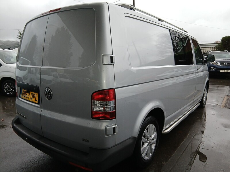 Used Volkswagen Transporter 2013 for sale - 76879328: Photo 11
