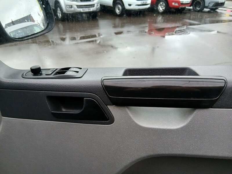 Used Volkswagen Transporter 2013 for sale - 76879328: Photo 23