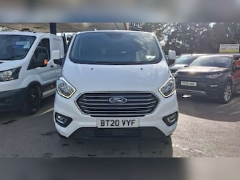 Used Ford Tourneo Custom 2020 for sale - 79871676: Photo