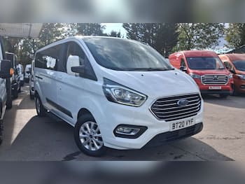 Used Ford Tourneo Custom 2020 for sale - 79871676: Photo