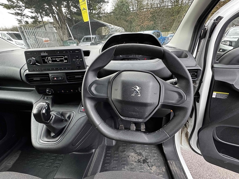 Used Peugeot Partner 2019 for sale - 76896501: Photo 25